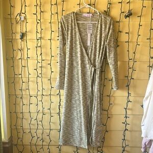 Lisa Says Gah Gray Long Sleeve Dress